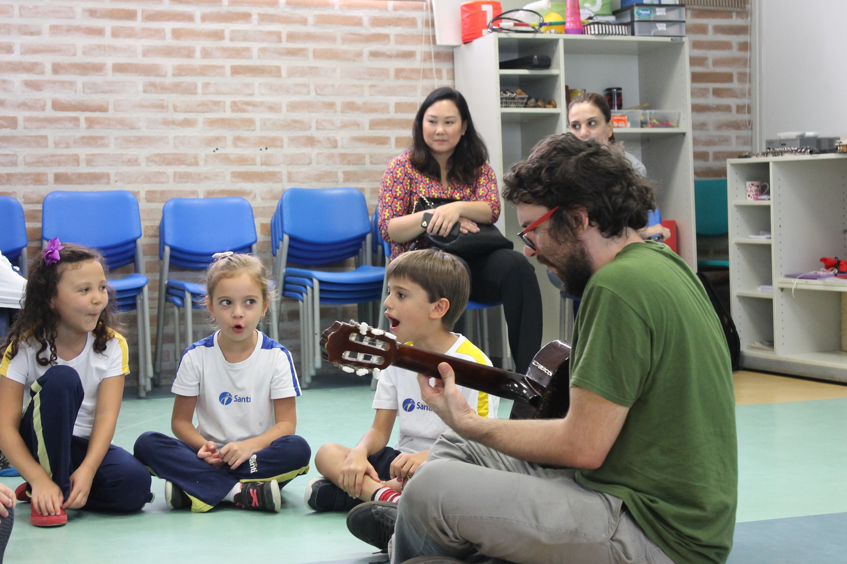 Conheça as atividades extracurriculares da Escola Santi!